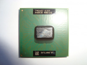Процесор Intel Pentium III 1.00/512/133 SL5CH